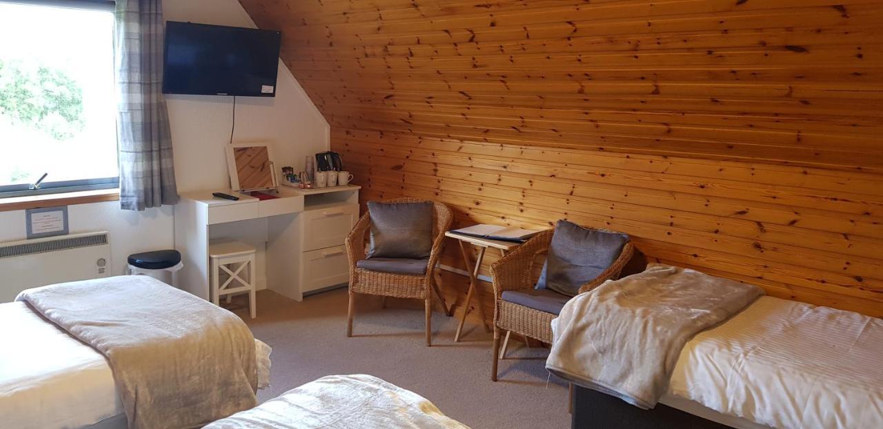คาร์น มอร์ เบด แอนด์ เบรกฟาสต์ Bed & Breakfast อาวีมอร์ ภายนอก รูปภาพ