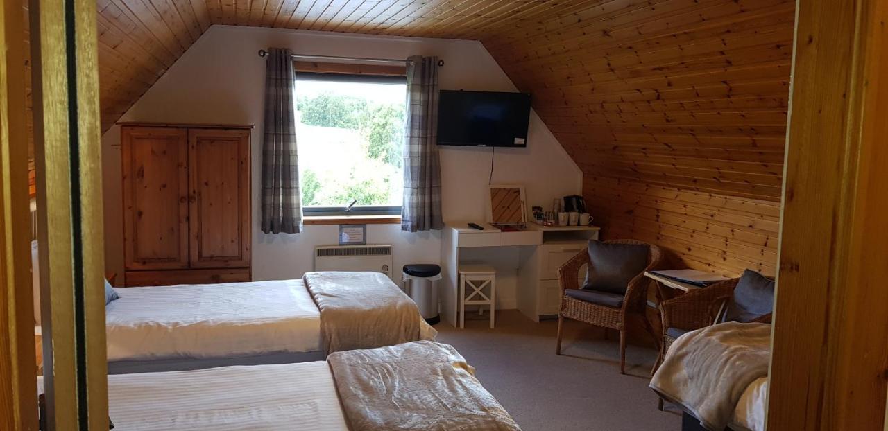 คาร์น มอร์ เบด แอนด์ เบรกฟาสต์ Bed & Breakfast อาวีมอร์ ภายนอก รูปภาพ
