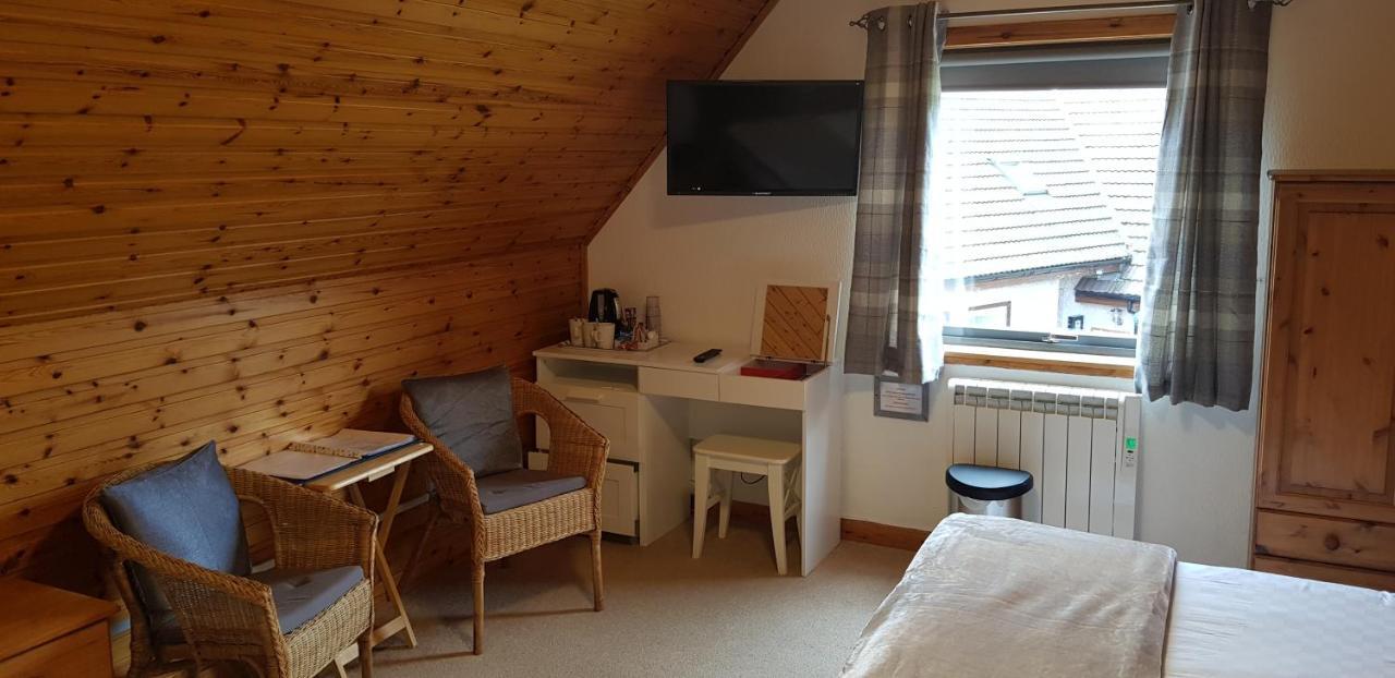 คาร์น มอร์ เบด แอนด์ เบรกฟาสต์ Bed & Breakfast อาวีมอร์ ภายนอก รูปภาพ