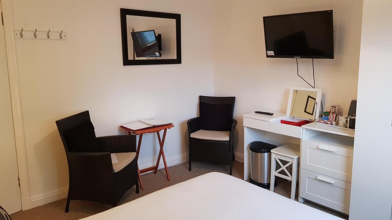 คาร์น มอร์ เบด แอนด์ เบรกฟาสต์ Bed & Breakfast อาวีมอร์ ภายนอก รูปภาพ